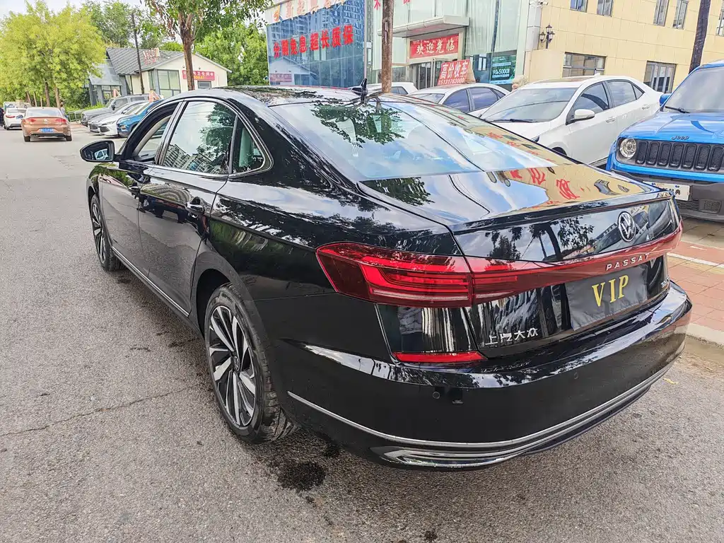 Volkswagen Passat — миниатюра 7