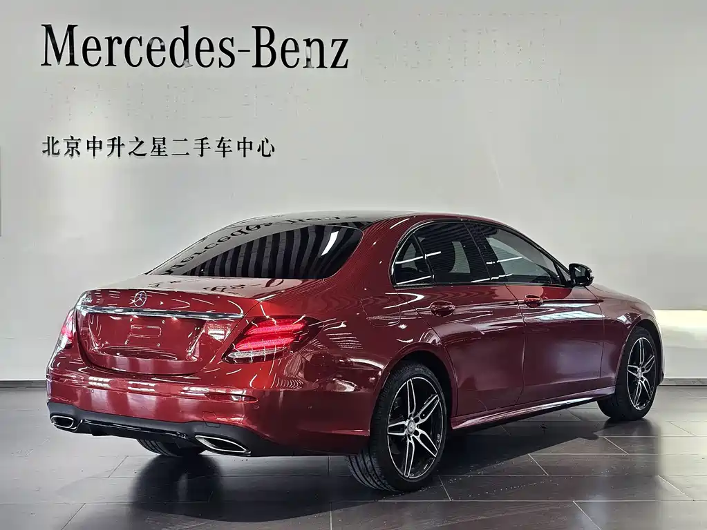 Mercedes-Benz E-Class — миниатюра 3