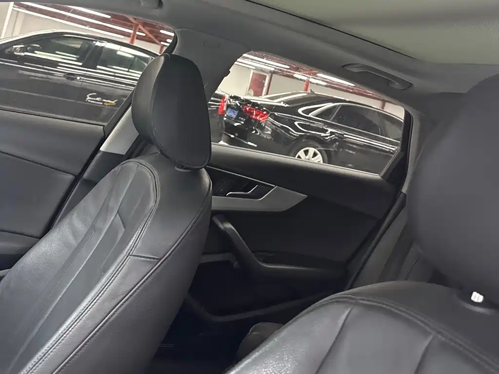 Audi A4L — миниатюра 6