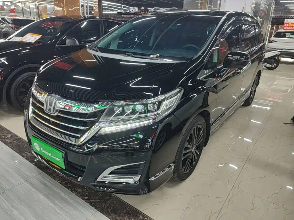 Honda Elysion — миниатюра 2