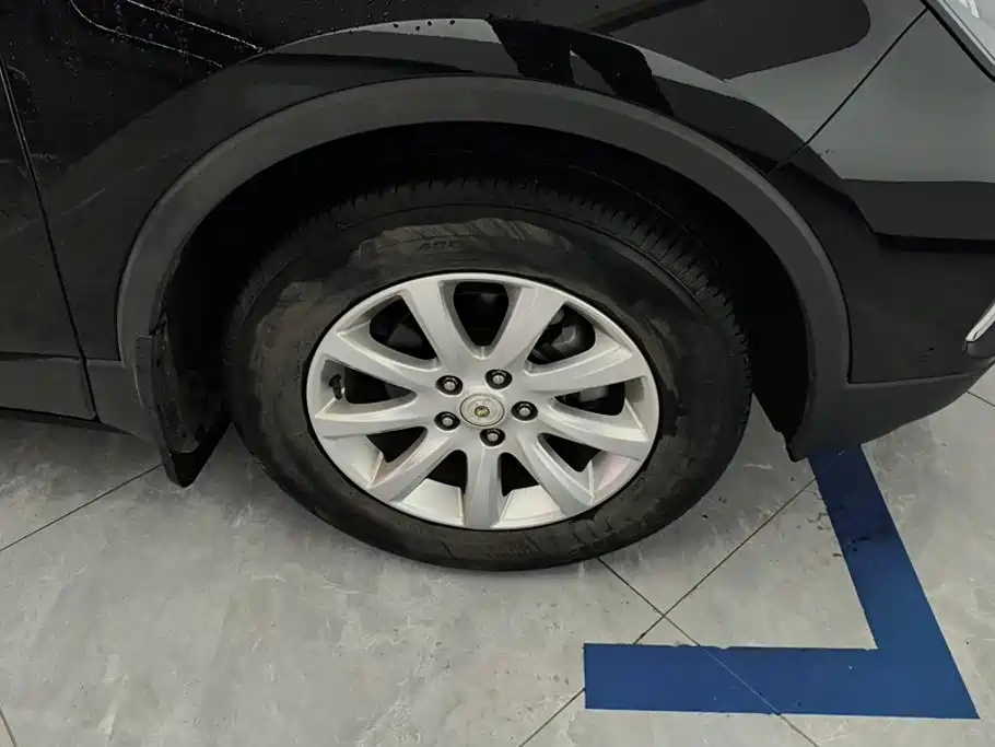 Buick Envision Plus — миниатюра 6