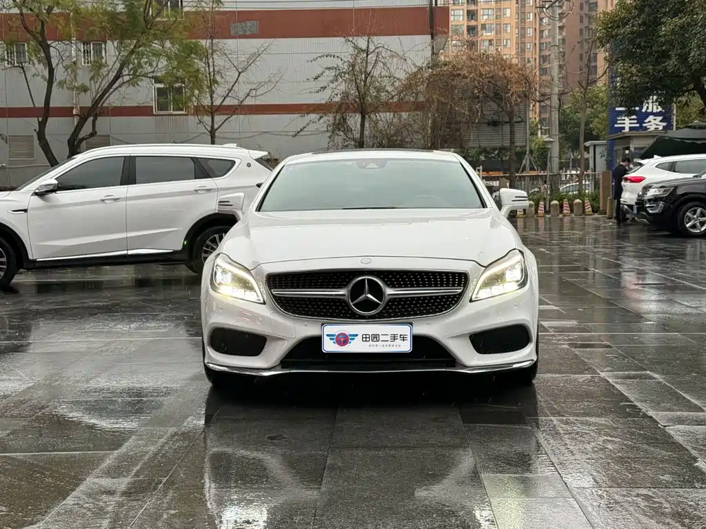 Mercedes-Benz CLS