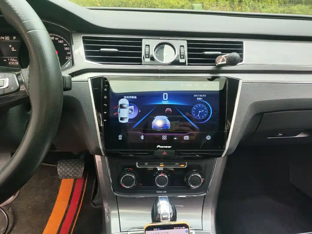 Volkswagen Passat — миниатюра 13
