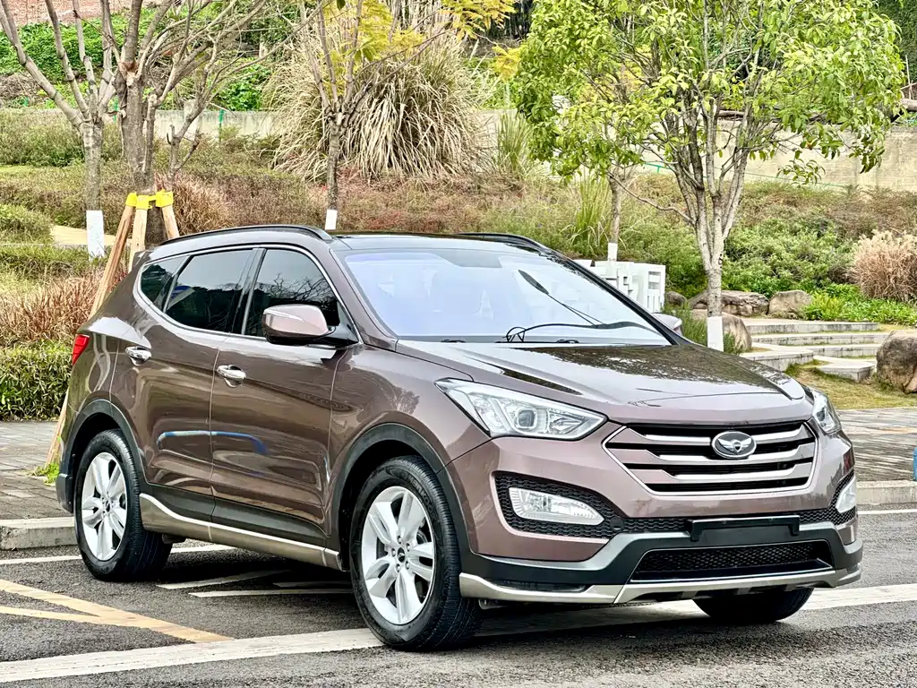 Hyundai Santa Fe (Import) — миниатюра 3