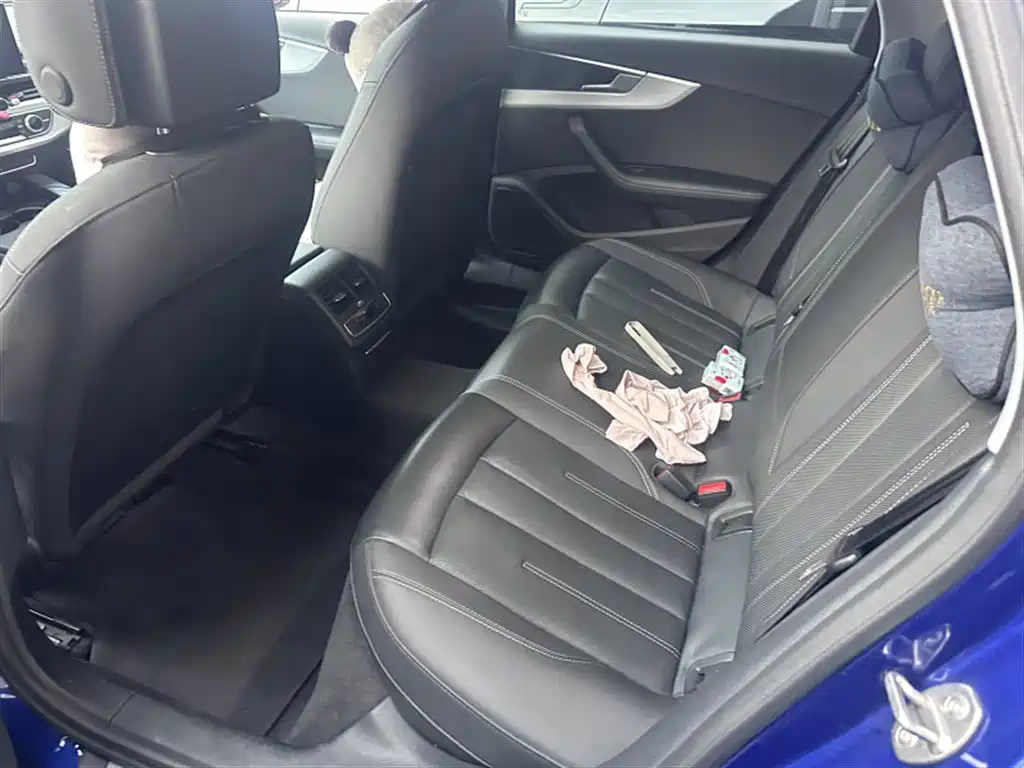 Audi A4L — миниатюра 3