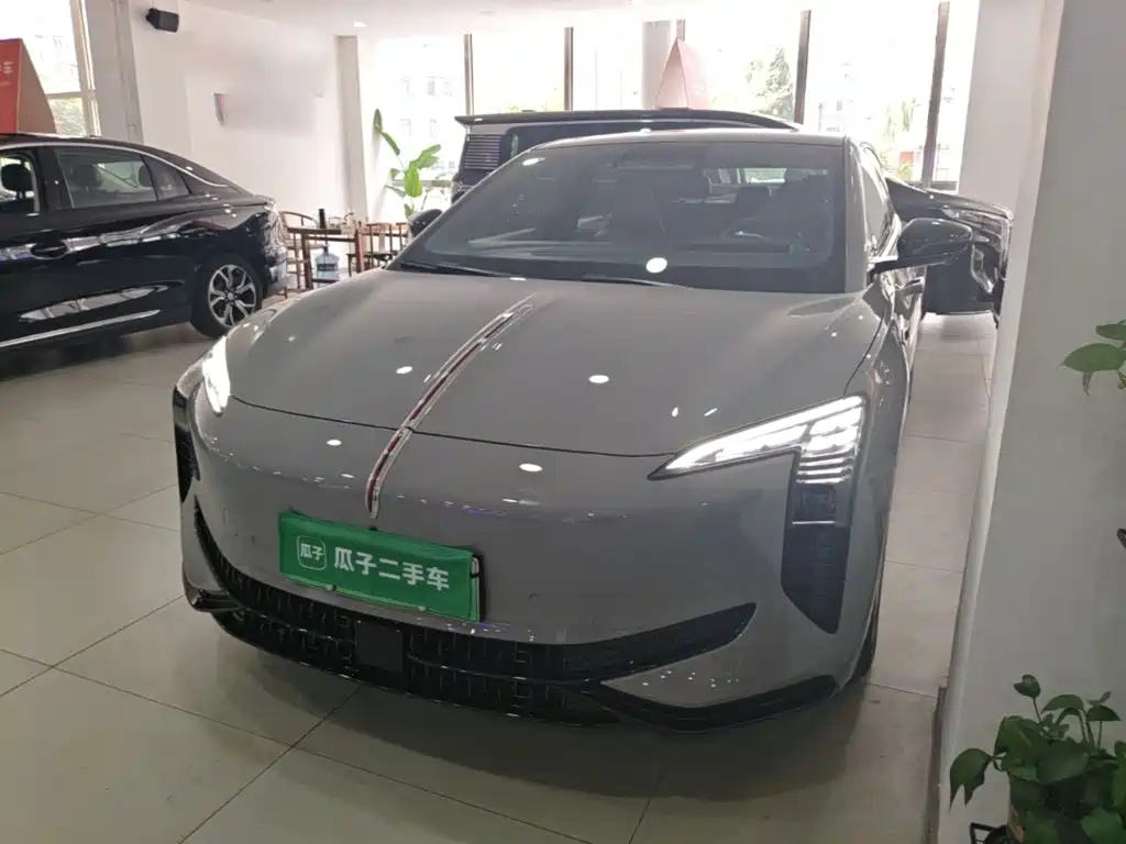 Hongqi Hongqi EH7 — миниатюра 2