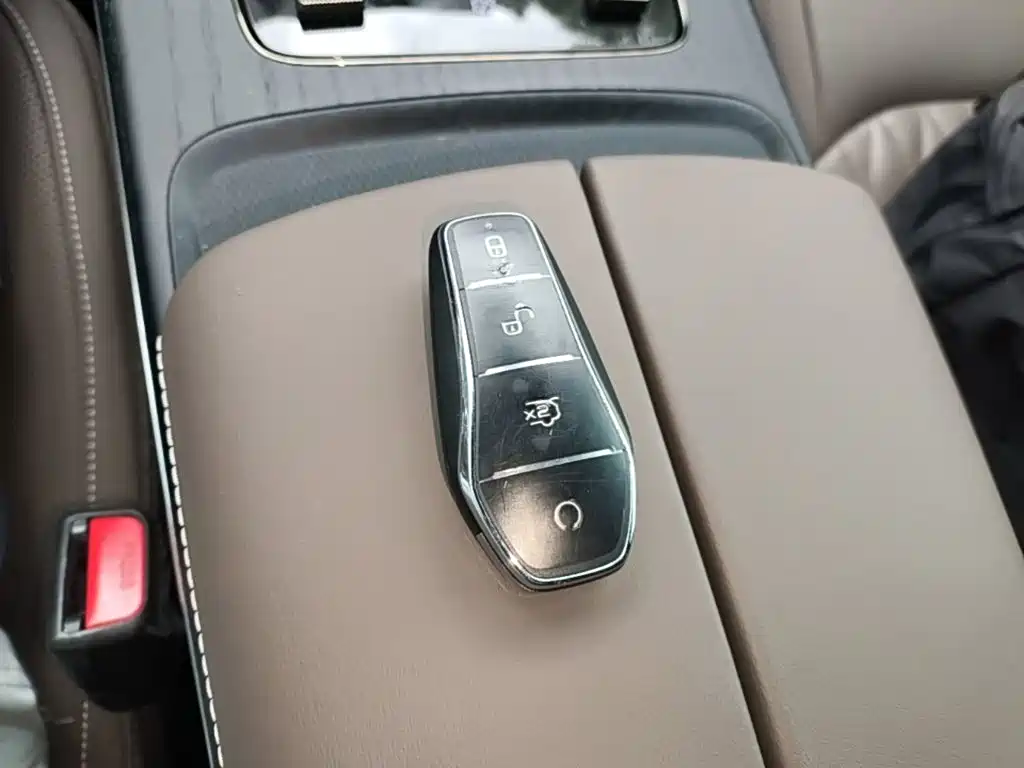 BYD Han — миниатюра 9