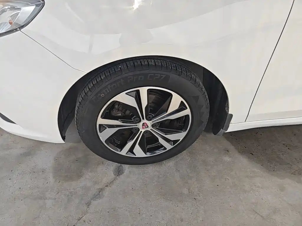 Roewe 360 — миниатюра 23