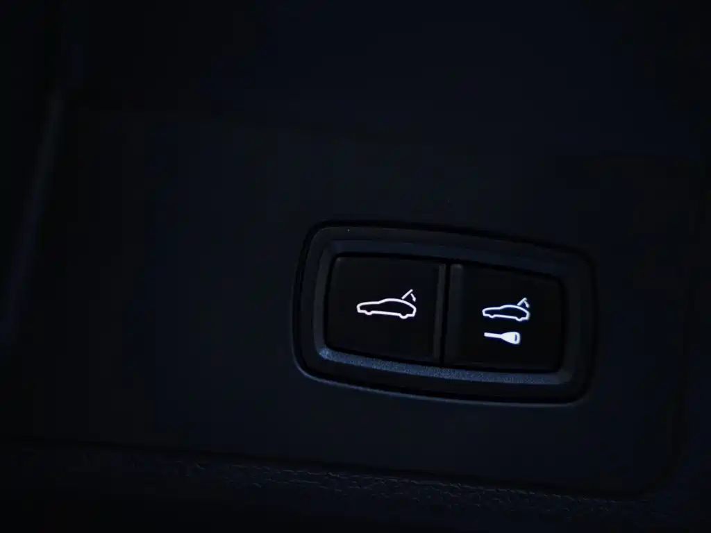 Porsche Panamera — миниатюра 26