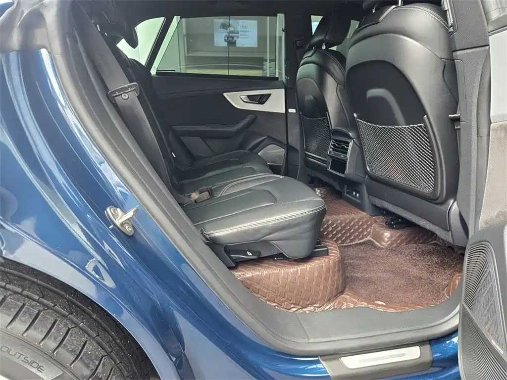 Audi Q8 — миниатюра 7
