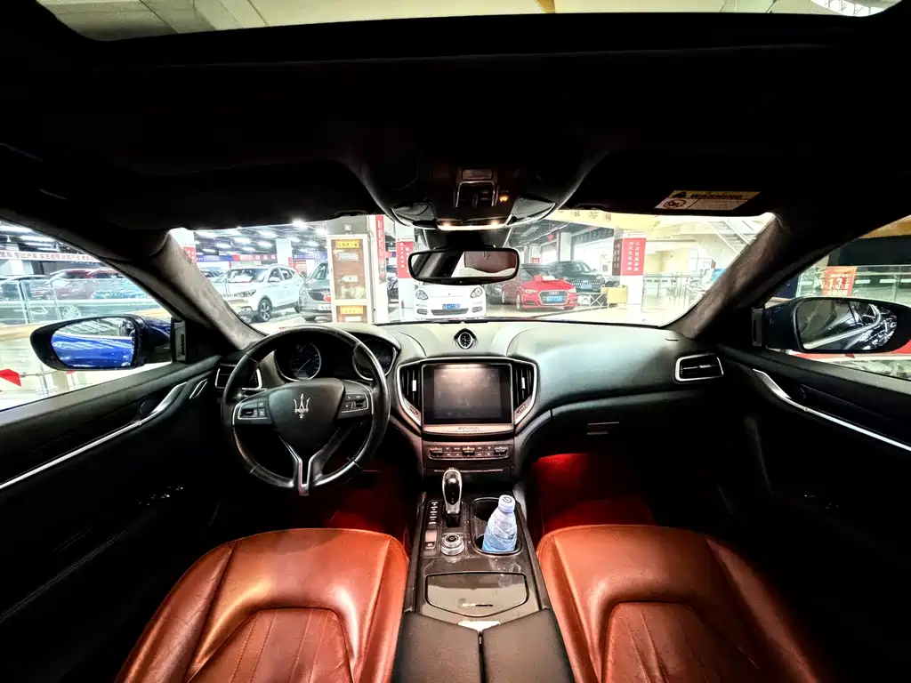 Maserati Ghibli — миниатюра 9