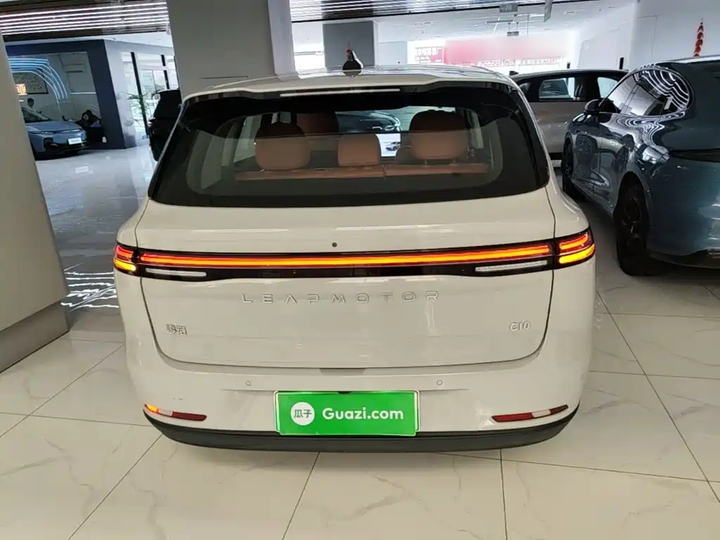 Leapmotor Leapmotor C10 — миниатюра 6