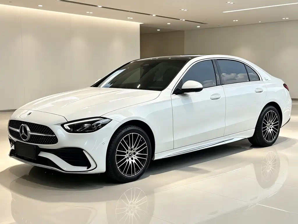 Mercedes-Benz C-Class — миниатюра 2
