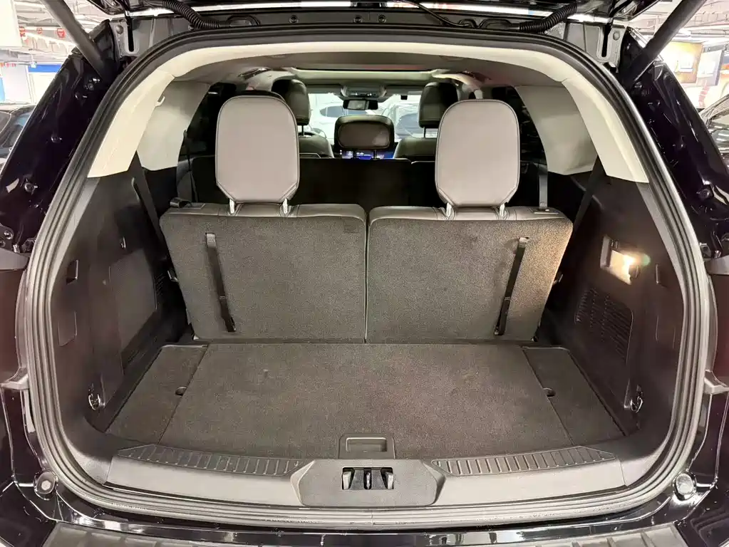 Ford Explorer — миниатюра 17