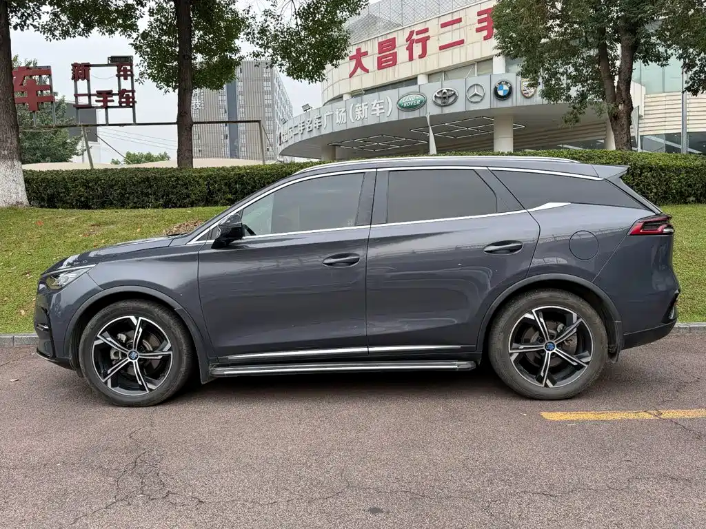 BYD Tang New Energy — миниатюра 3