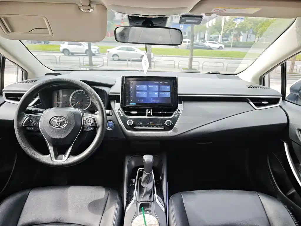Toyota Corolla — миниатюра 7