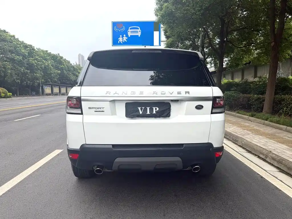 Land Rover Sport — миниатюра 9