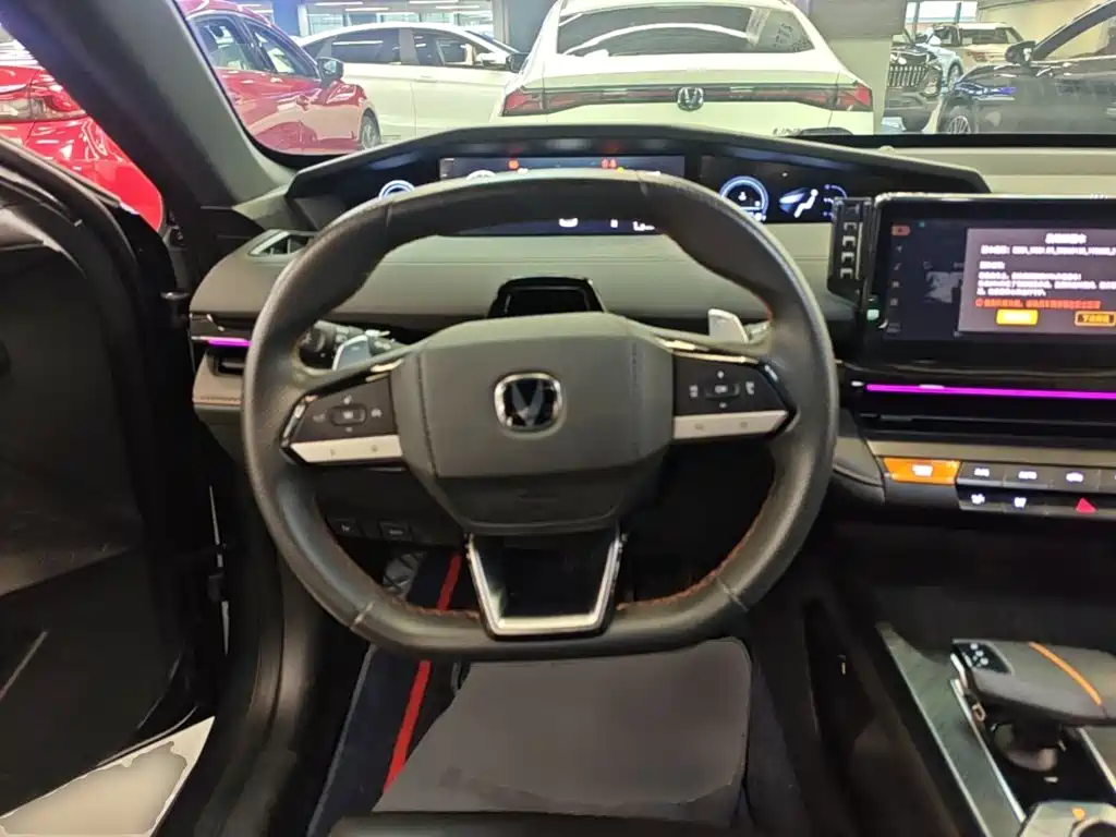 Changan UNI-V — миниатюра 11