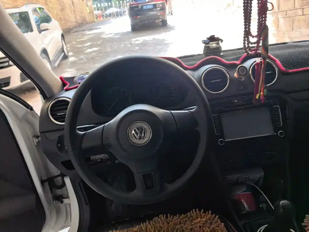 Volkswagen Jetta — миниатюра 6
