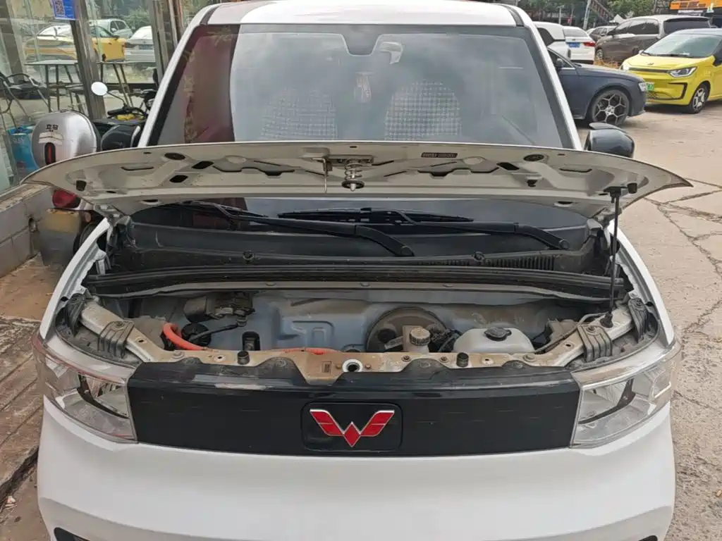 Wuling MINIEV — миниатюра 20