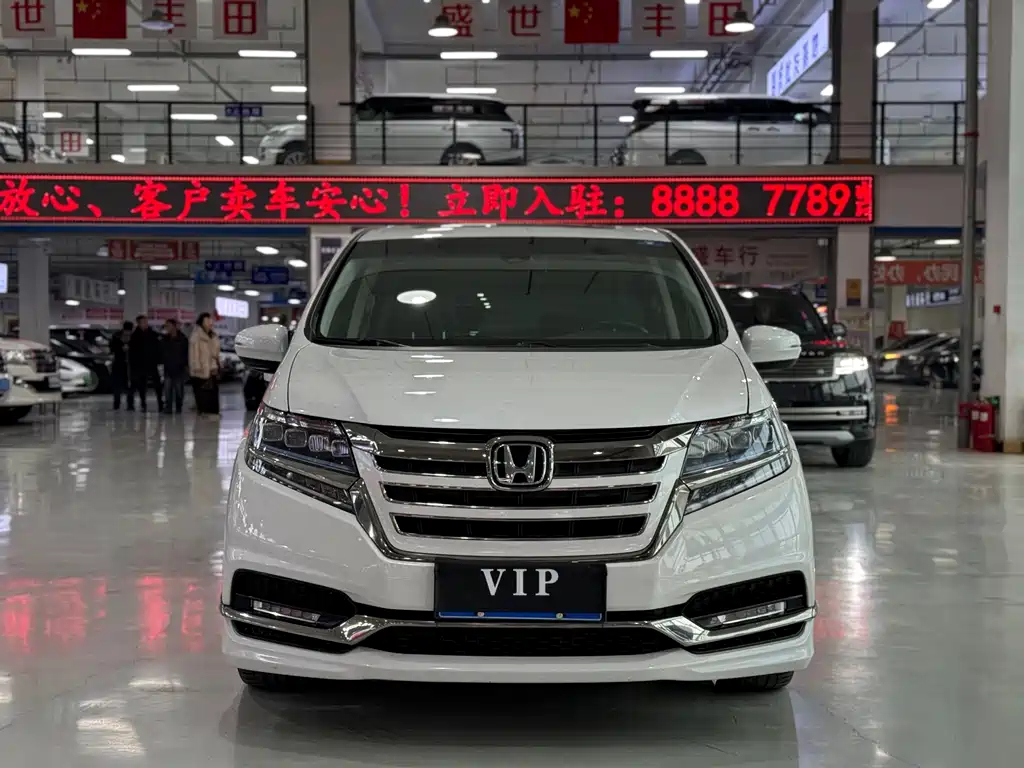 Honda Elysion 2019 2.0L Luxury