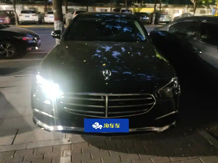 Mercedes-Benz E-Class — миниатюра 2