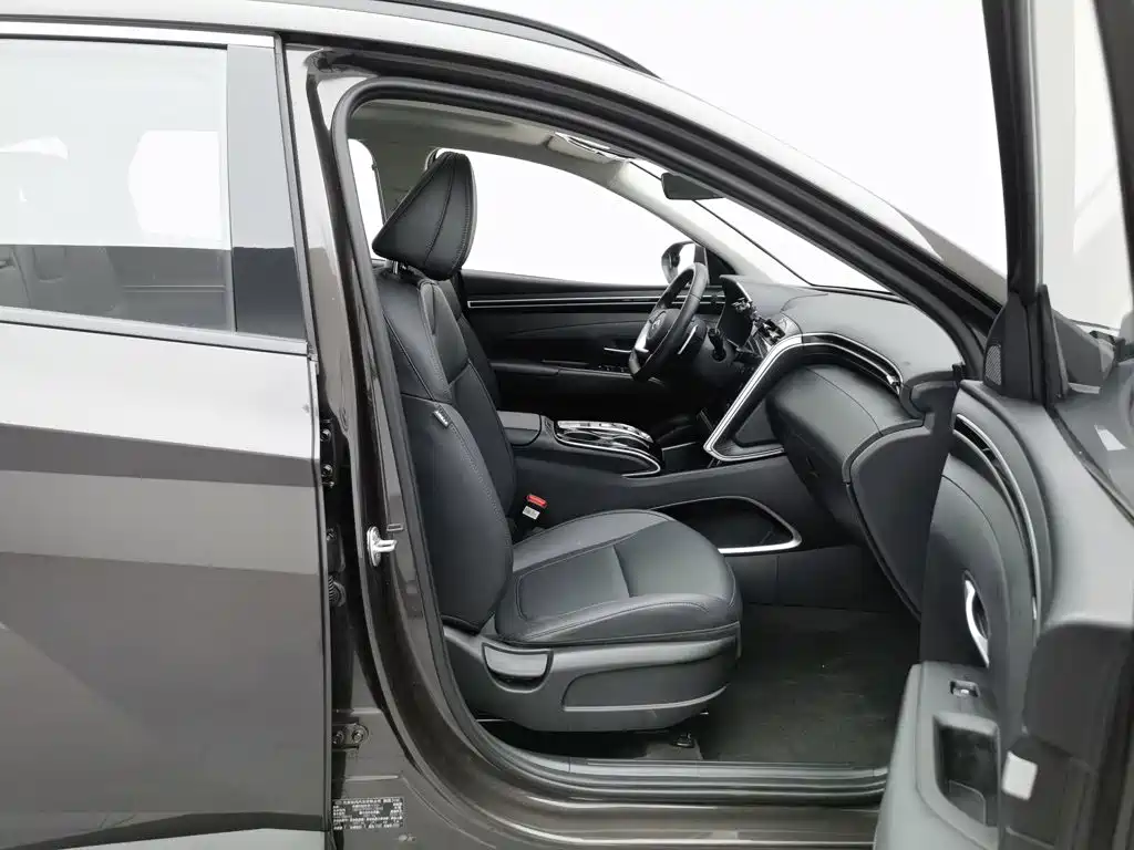 Hyundai Tucson — миниатюра 23