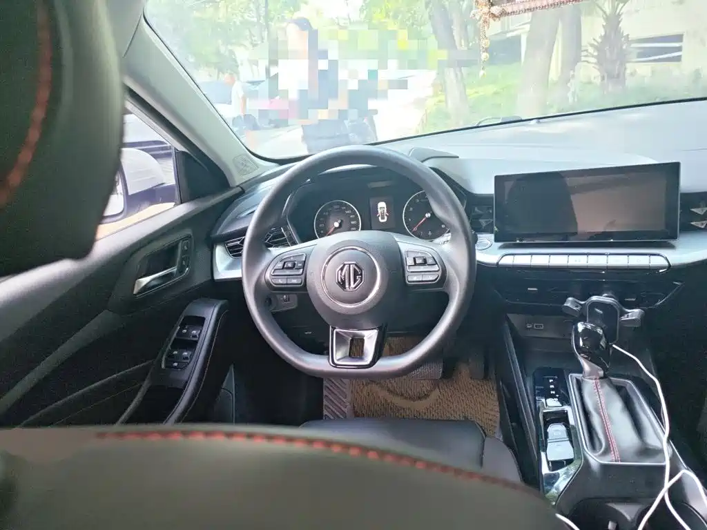 MG MG5 — миниатюра 3