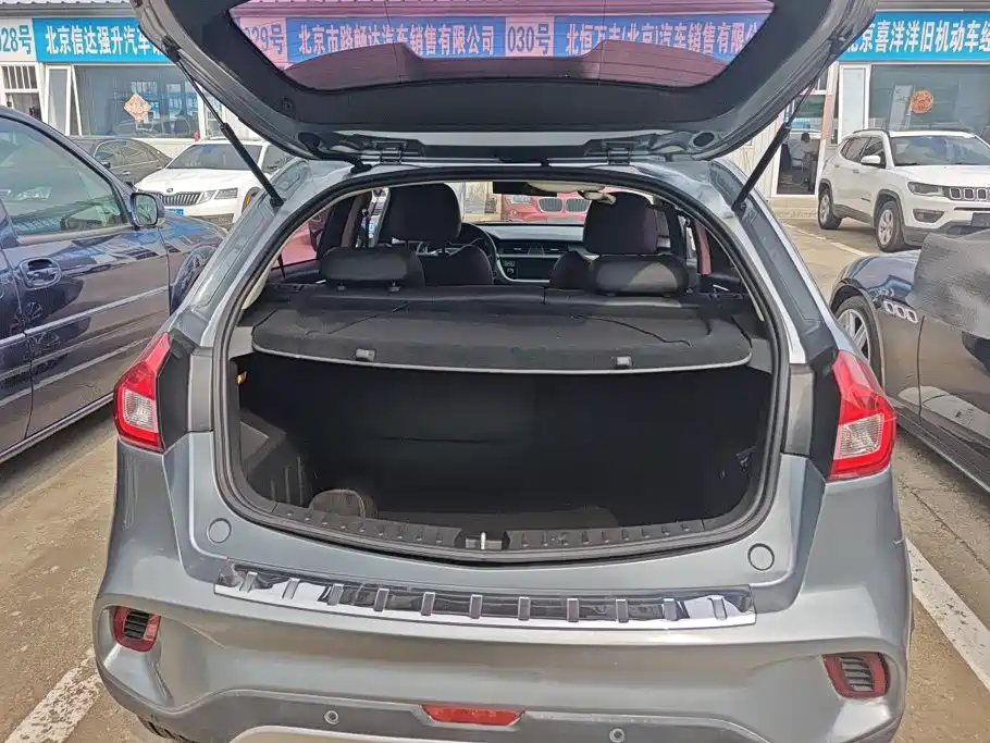 Geely Vision X3 — миниатюра 4