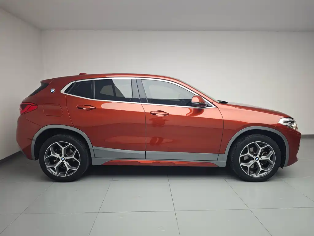 BMW X2 (Import) — миниатюра 4