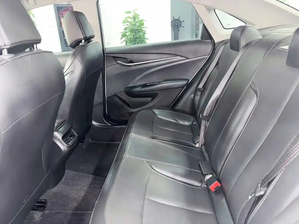 Buick Excelle — миниатюра 22