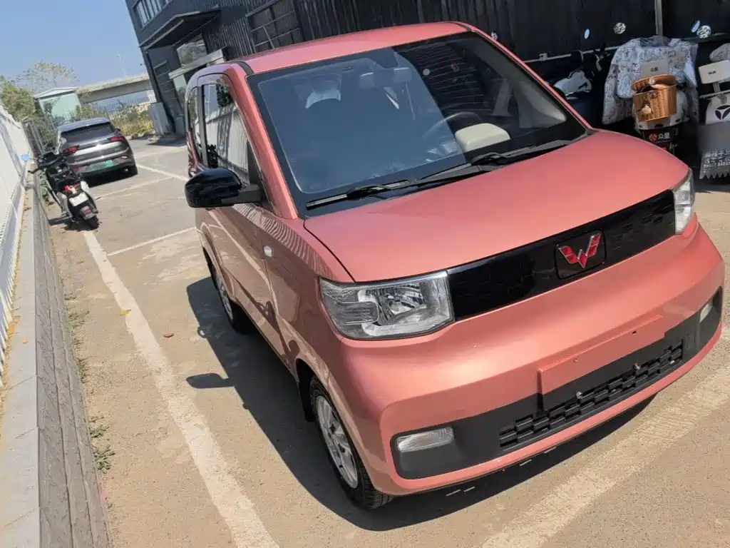 Wuling MINIEV — миниатюра 4