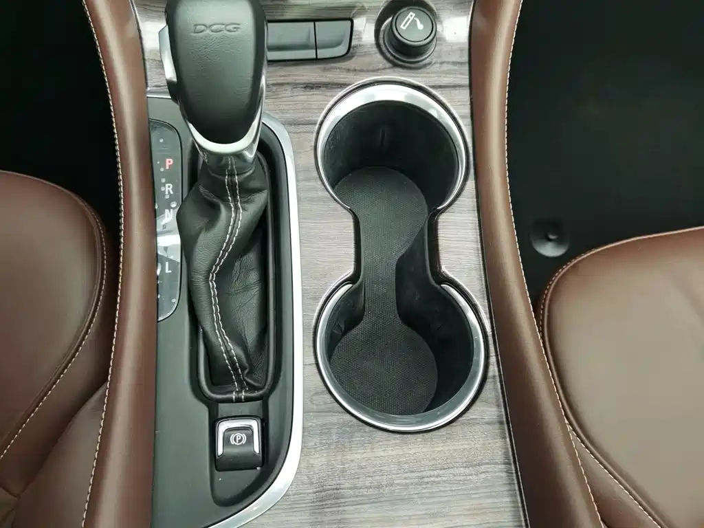 Buick Envision Plus — миниатюра 13