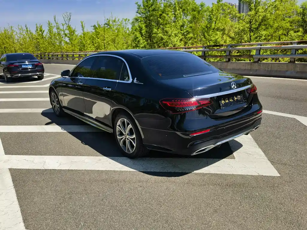 Mercedes-Benz E-Class E 2022 E 300 L Sport Fashion