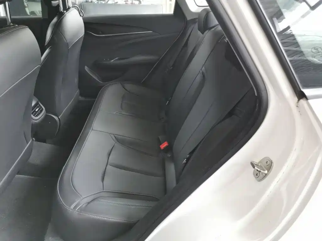 Buick Excelle — миниатюра 17