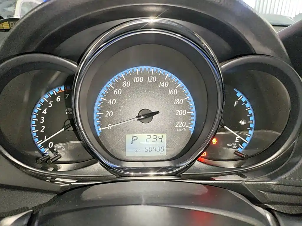 Toyota Yaris L — миниатюра 12