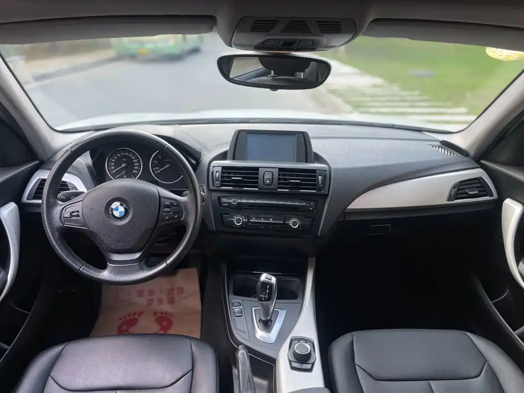 BMW 1 Series (Import) — миниатюра 14