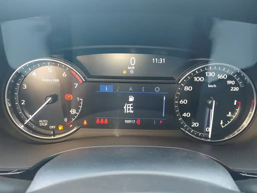 Cadillac XT5 — миниатюра 12