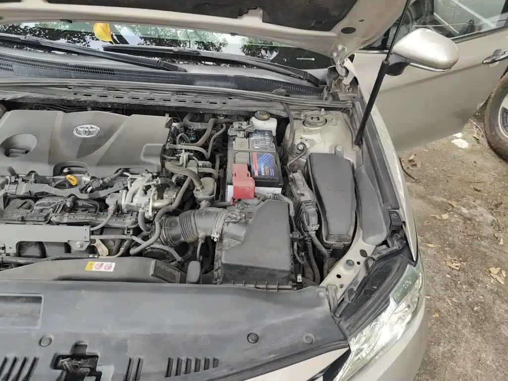 Toyota Camry — миниатюра 20