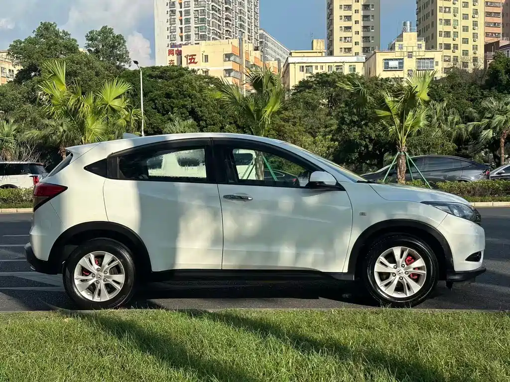 Honda Vezel — миниатюра 3