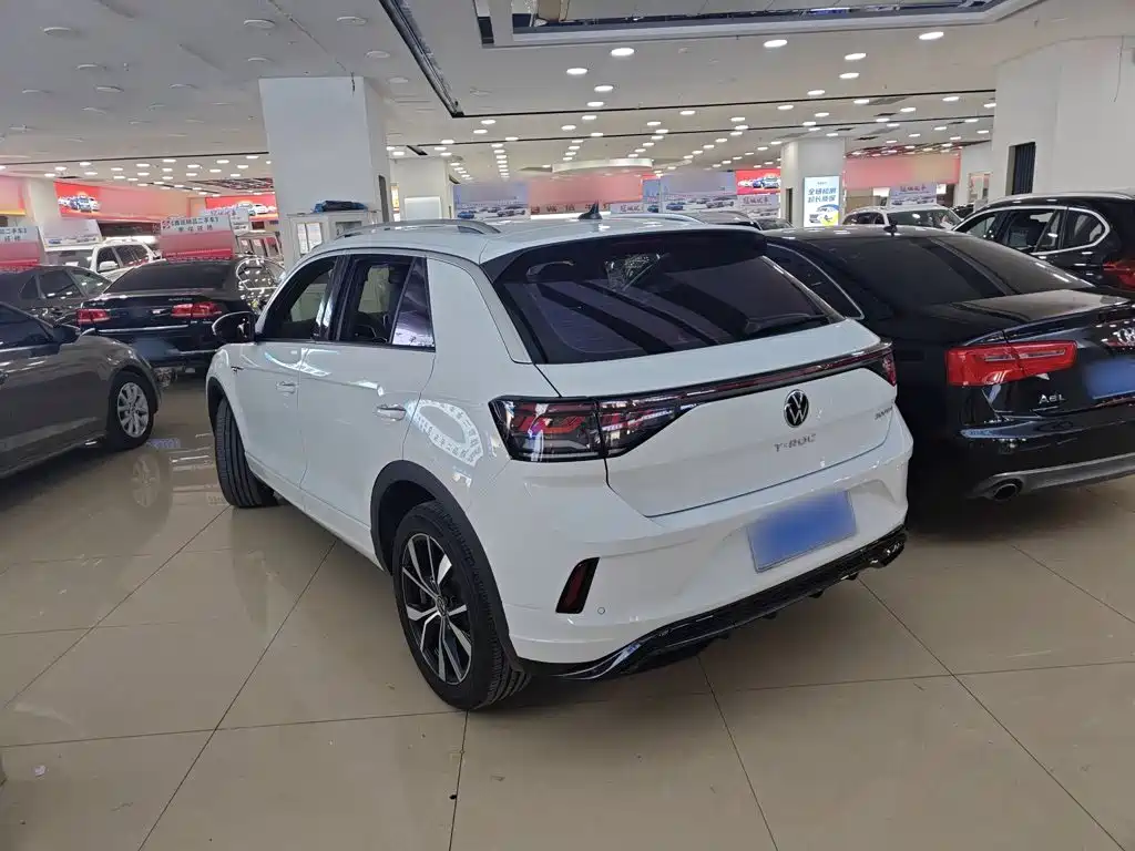 Volkswagen T-Roc — миниатюра 7