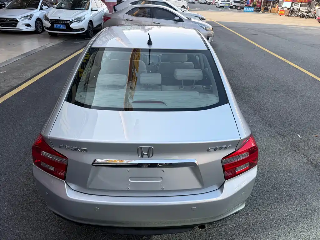 Honda City Classic Elegant 1.5L Auto Elite Edition, фото 10