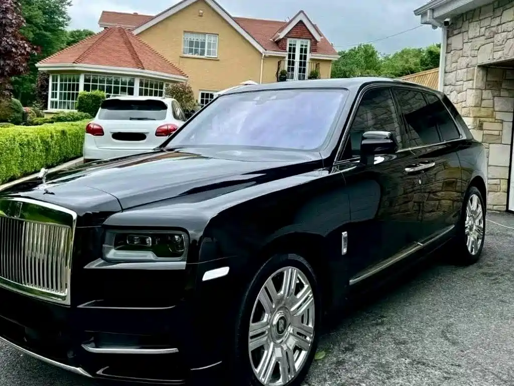 Rolls-Royce Cullinan — миниатюра 4