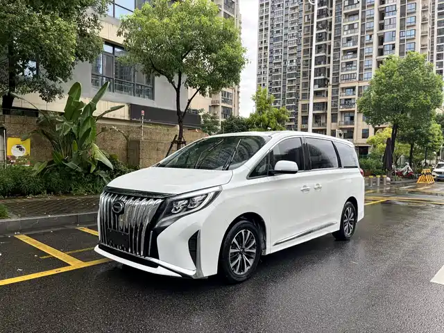 GAC TRUMPCHI M8 2022