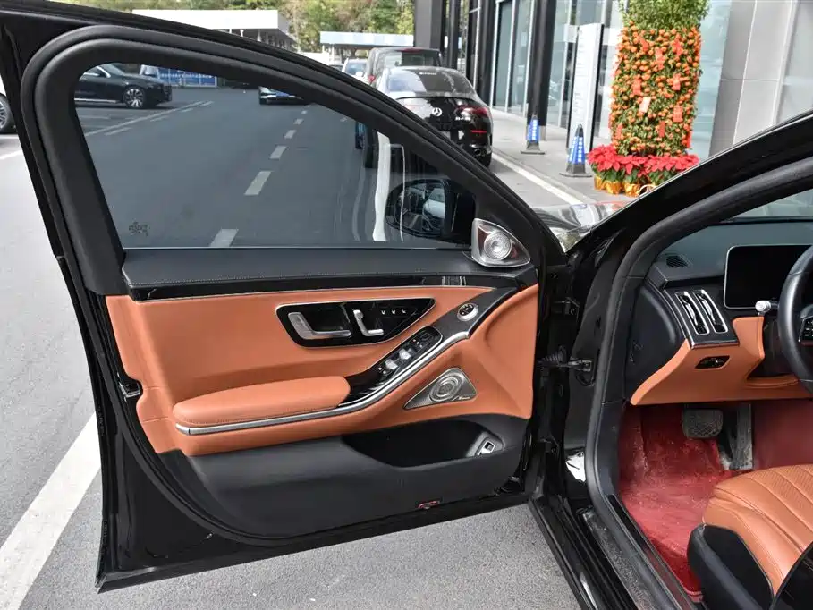 MERCEDES-BENZ S CLASS