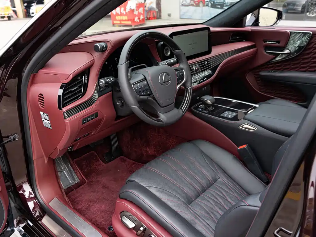 Lexus LS — миниатюра 9