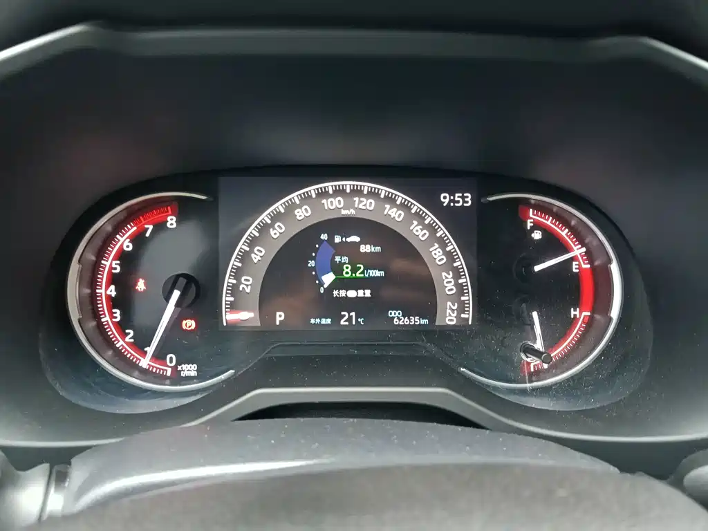 Toyota RAV4 — миниатюра 8