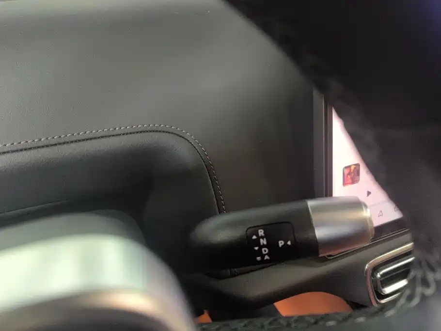 Li Auto Li L8 — миниатюра 16