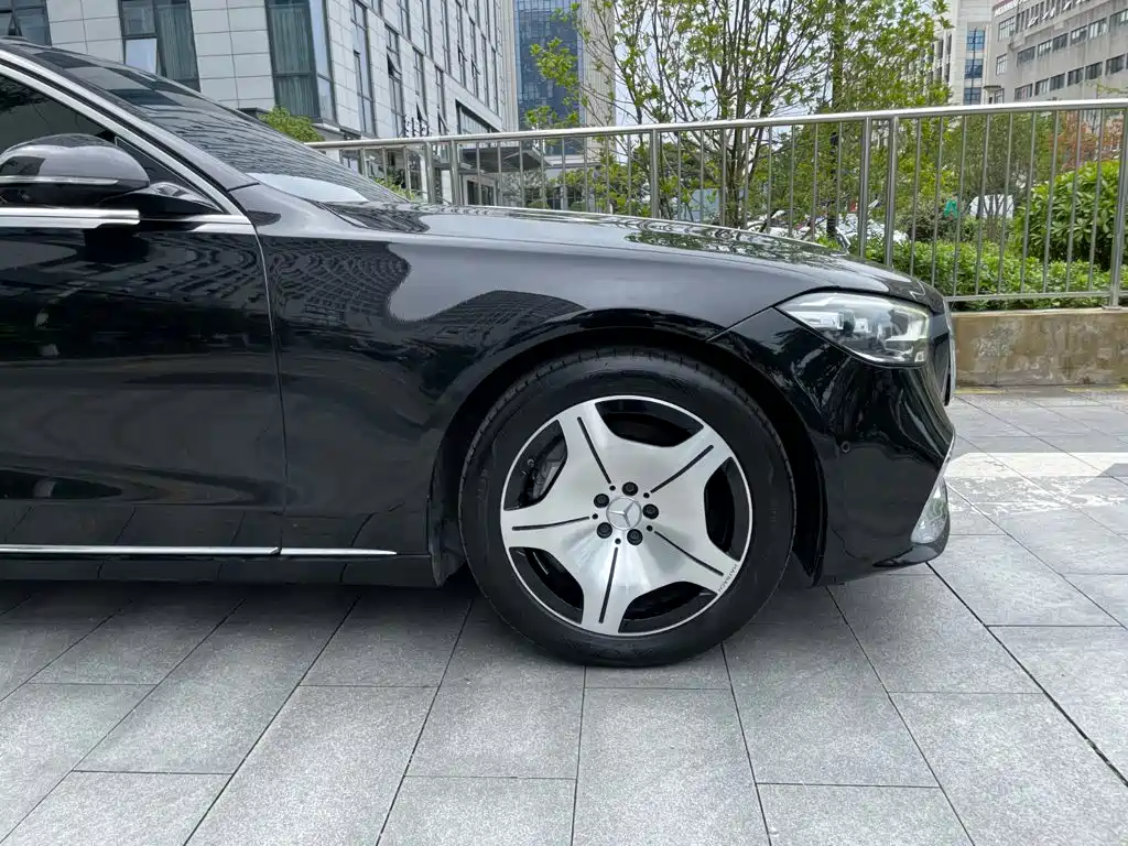 Mercedes-Benz S-Class — миниатюра 25