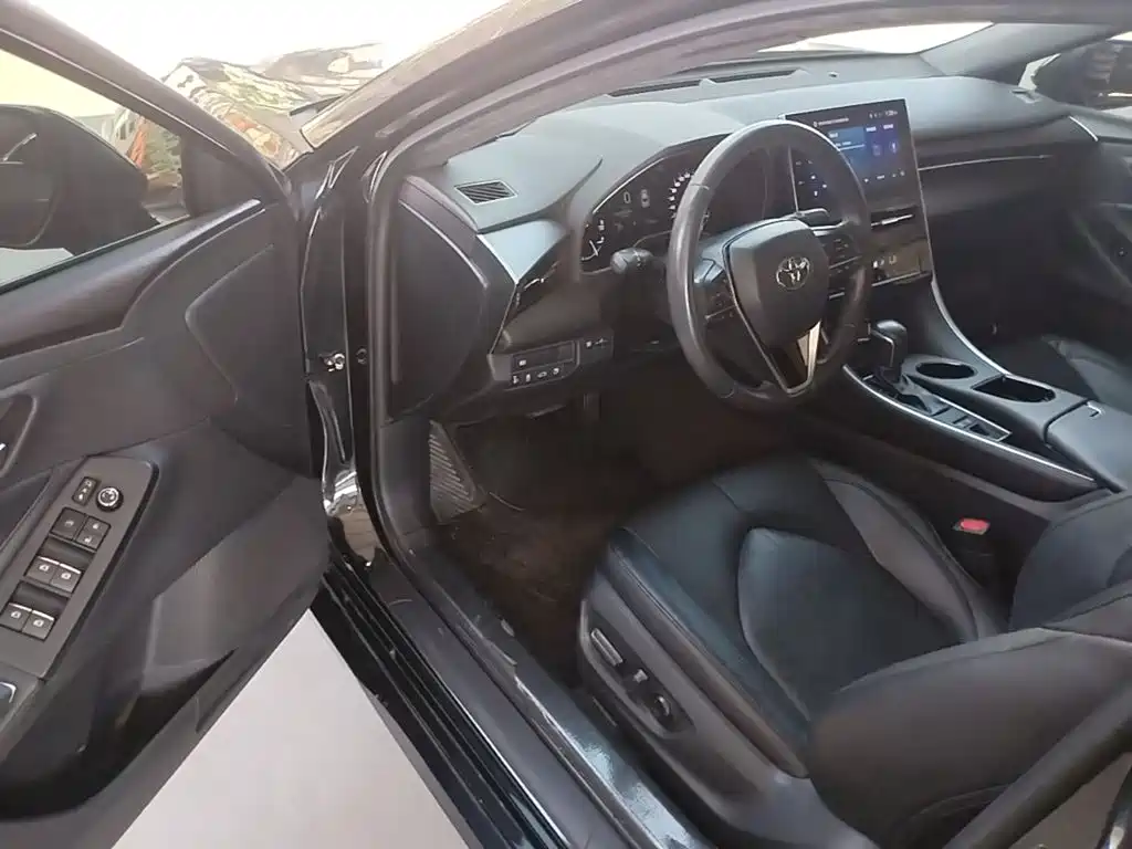 Toyota Avalon — миниатюра 16
